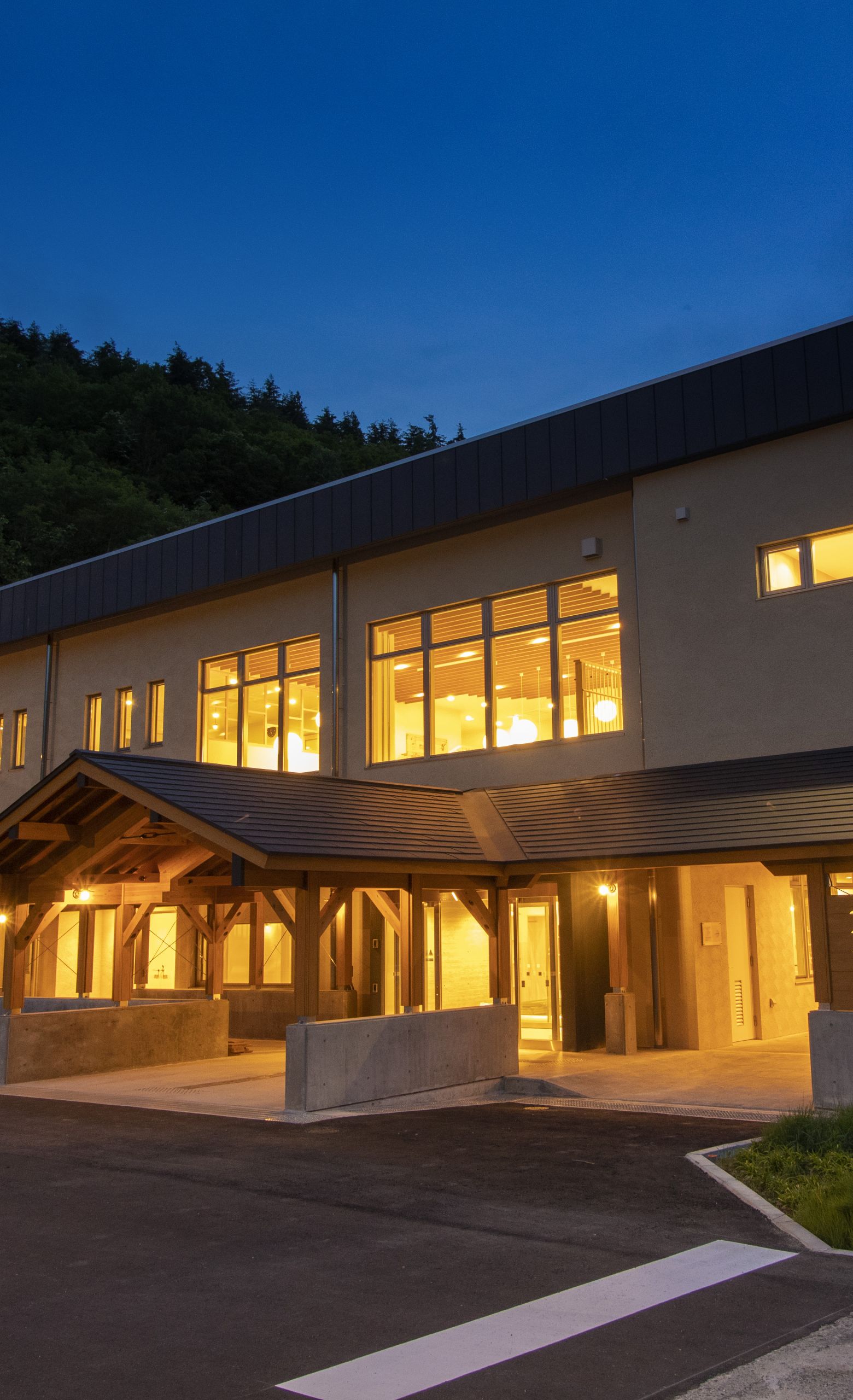 有限会社 八島企画設計 - 信頼の電気設備設計ソリューション